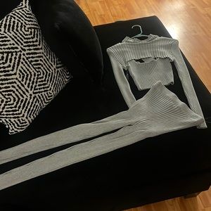 Never worn tag still included three-piece sweater suit